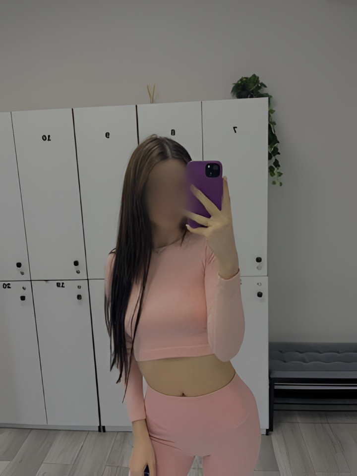 Амалия привлекальеная девушка из Ижевска цена от 2000 руб