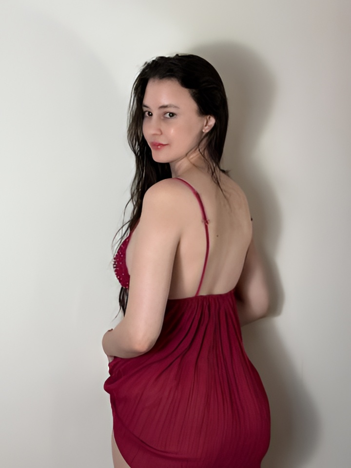 Индивидуалка Карина, доступна для личного знакомства от 10000 руб