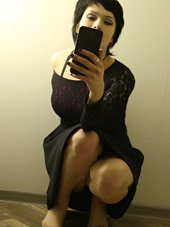 Виктория привлекальеная девушка из Ижевска цена от 10000 руб