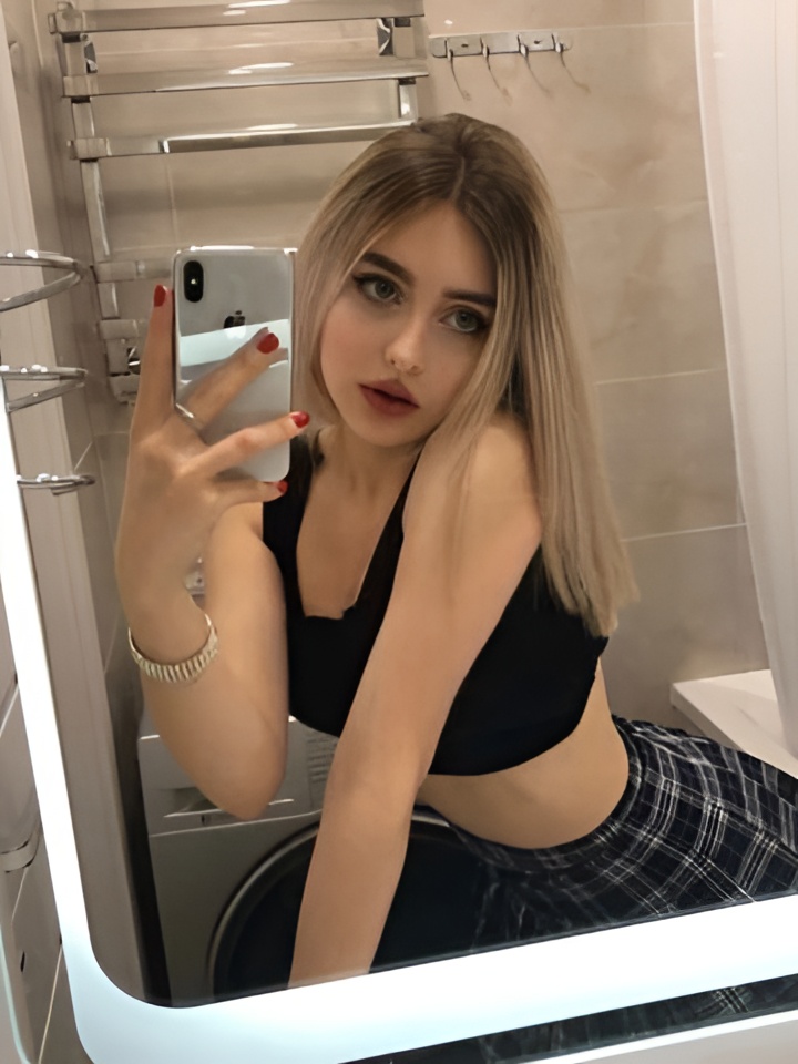 Зоя привлекальеная девушка из Ижевска цена от 2000 руб