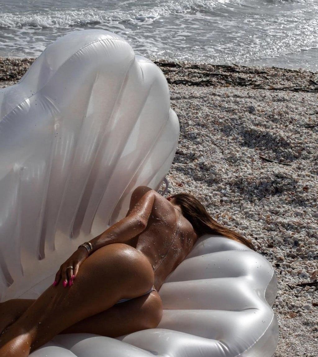 Яна привлекальеная девушка из Ижевска цена от 5000 руб