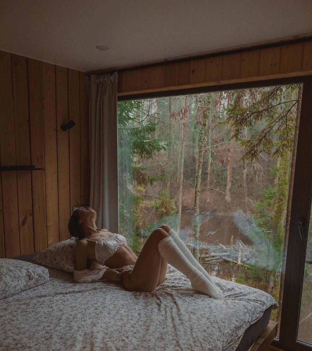 Елена привлекальеная девушка из Ижевска цена от 7000 руб