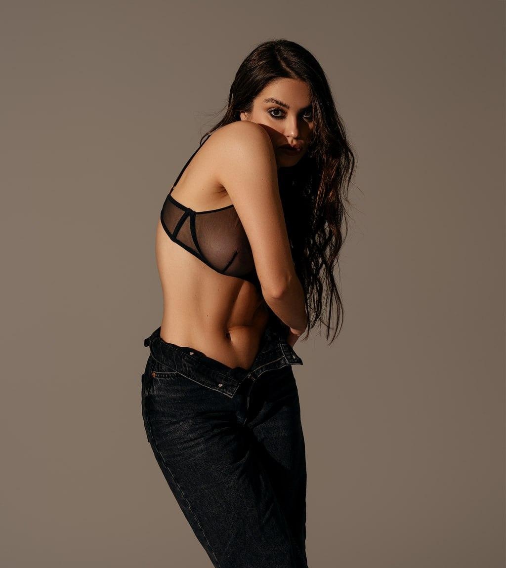 Алина привлекальеная девушка из Ижевска цена от 7000 руб