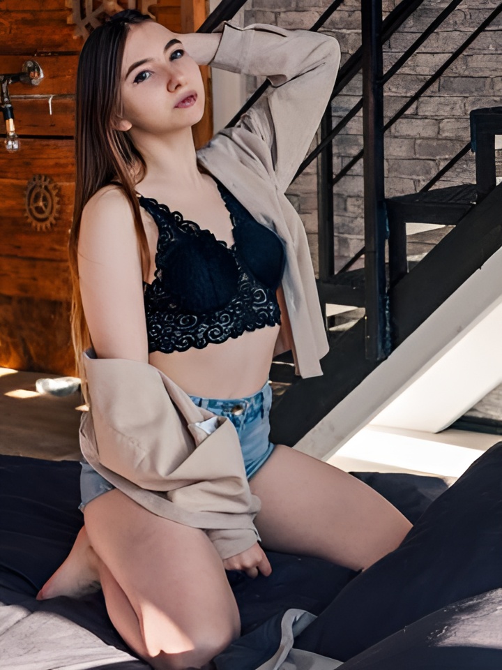 Индивидуалка Агата, доступна для личного знакомства от 2000 руб