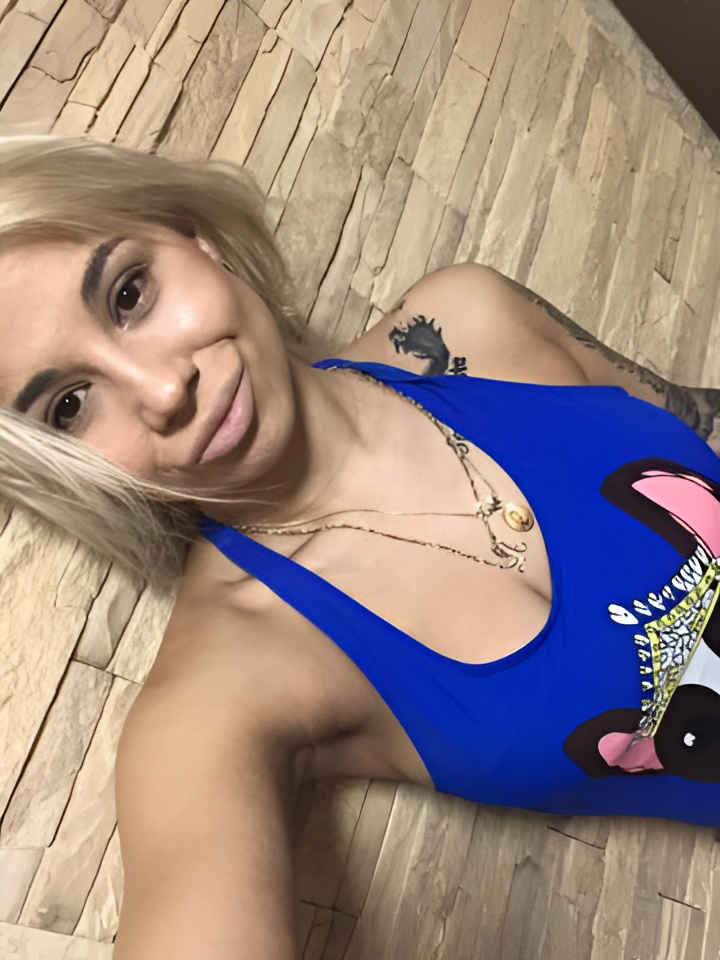 Индивидуалка Арина, доступна для личного знакомства от 1500 руб