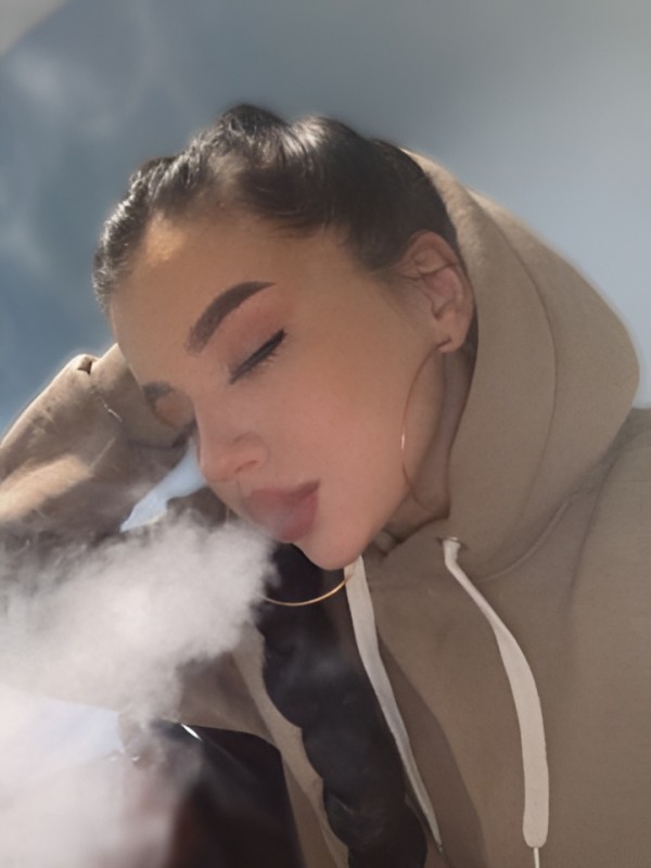 Анюта привлекательная девушка из Ижевска цена от 2000 руб