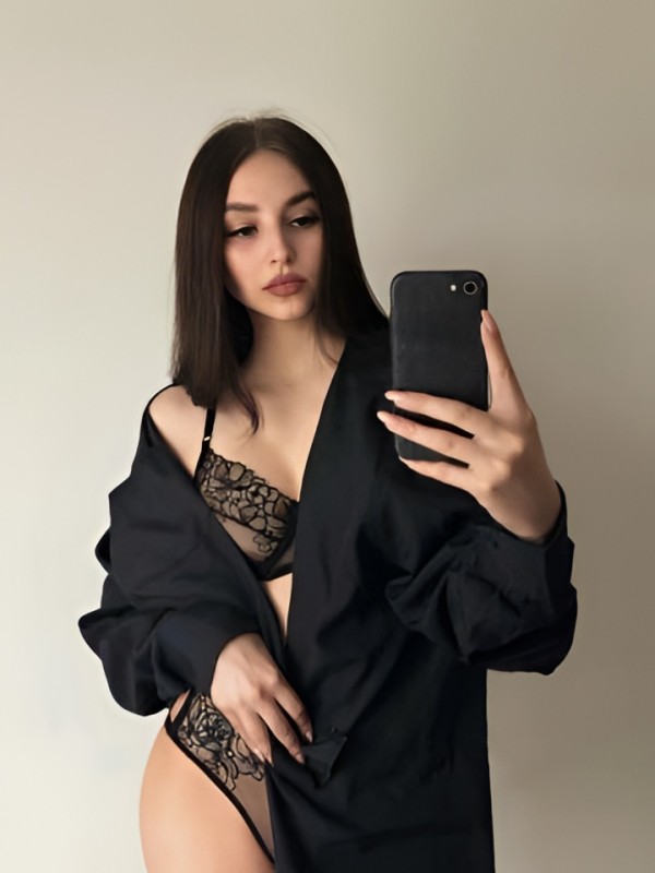 Дарина привлекательная девушка из Ижевска цена от 5000 руб