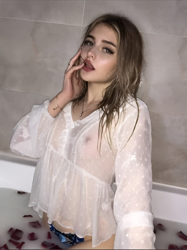 Ида привлекательная девушка из Ижевска цена от 1500 руб