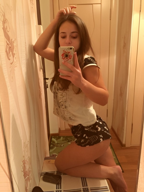 Лина привлекательная девушка из Ижевска цена от 1500 руб