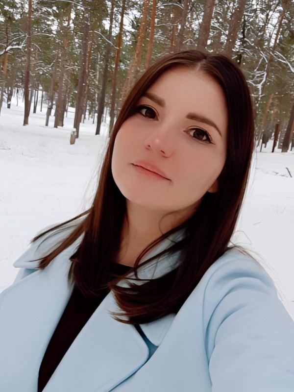 Стефания привлекательная девушка из Ижевска цена от 2500 руб