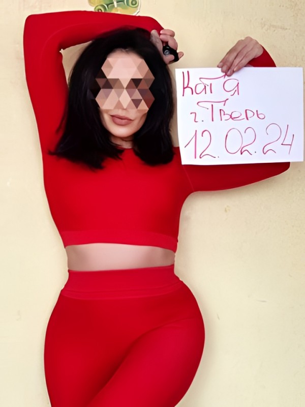 Ярославна привлекательная девушка из Ижевска цена от 10000 руб