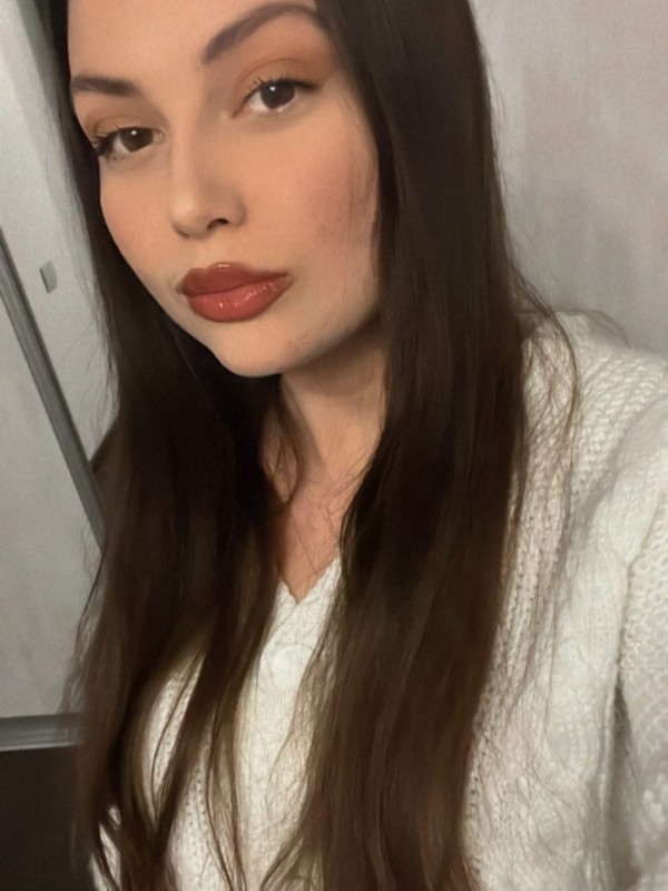 Аленочка привлекательная девушка из Ижевска цена от 3000 руб